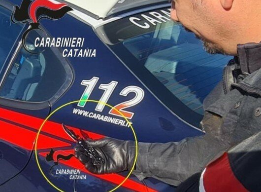 Catania: sulla pista ciclabile con un coltello in mano