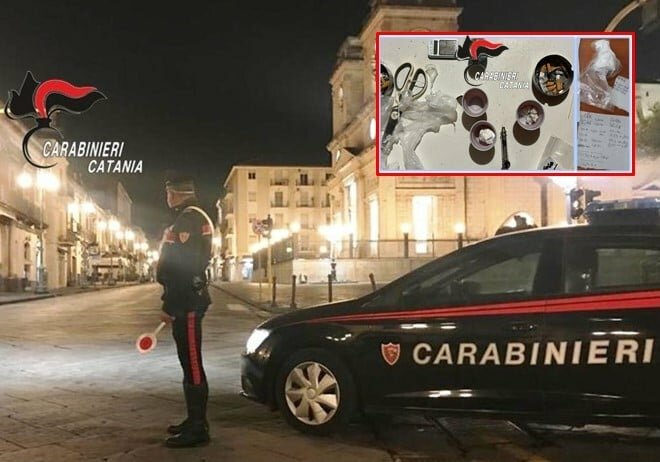 Droga e contanti a casa, arrestati due pregiudicati
