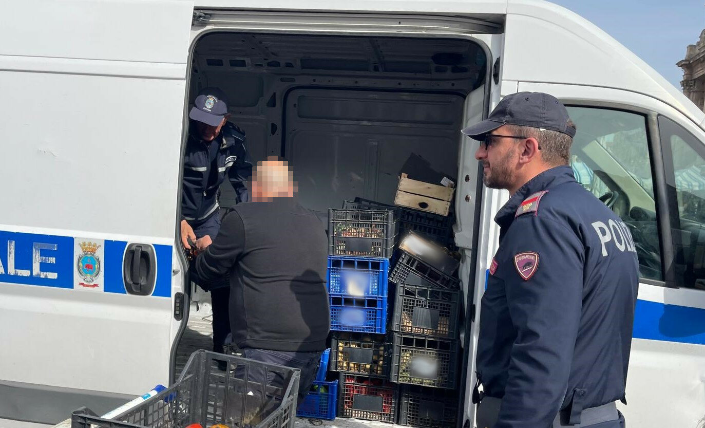 --controlli-della-task-force-coordinata-dalla-polizia-di-stato-in-2-pasticcerie--2.jpeg