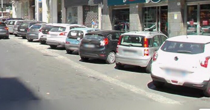 Saccheggia il supermercato di via D'Annunzio: preso