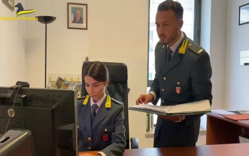 Palermo: ristrutturava casa coi soldi delle suore