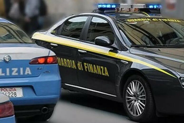 Auto in fiamme e il cane ucciso: gli avvertimenti dell'usuraio catanese Auto in fiamme e il cane ucciso: gli avvertimenti dell'usuraio catanese