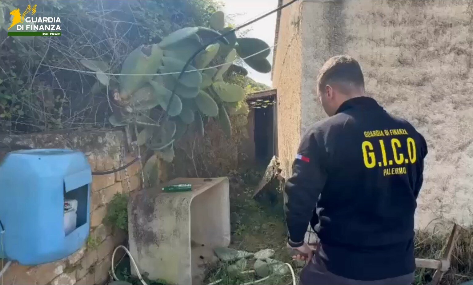 Sequestrati 20 immobili agli eredi del boss travolto dal treno