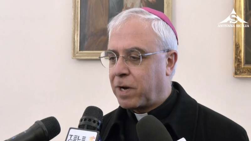 La Cgil sta con l'arcivescovo La Cgil sta con l'arcivescovo