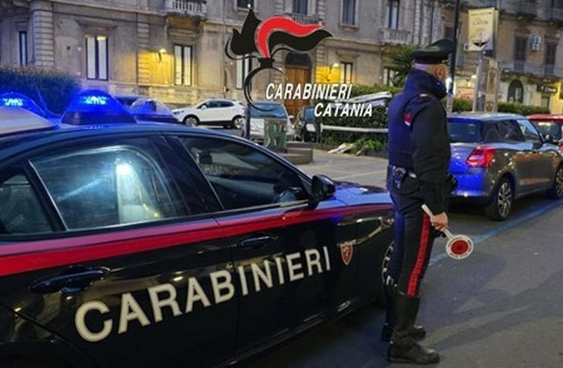 Evade dai domiciliari: beccato in bici a Picanello