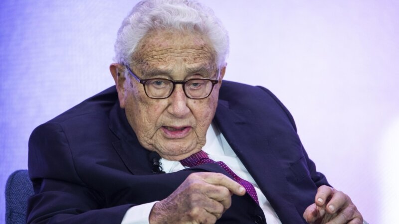 E' morto Henry Kissinger E' morto Henry Kissinger