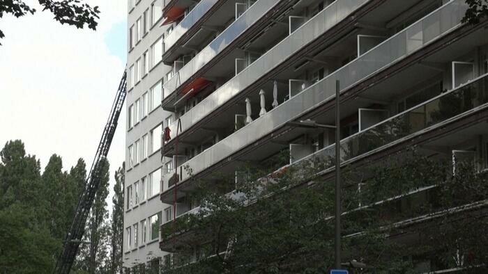 In fiamme un palazzo di 10 piani: almeno 6 morti in Belgio