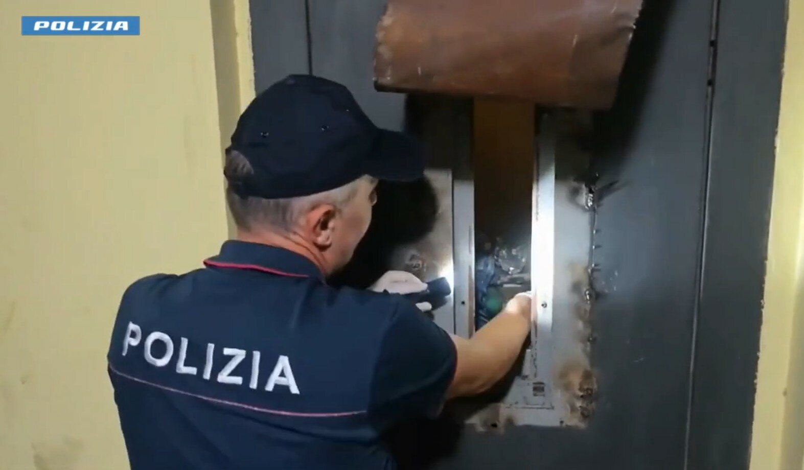 Droga pure tra i giocattoli, sequestrate 1.500 dosi