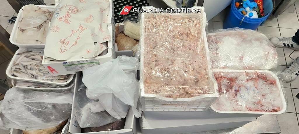 Catania, sequestrati 220 chili di pesce
