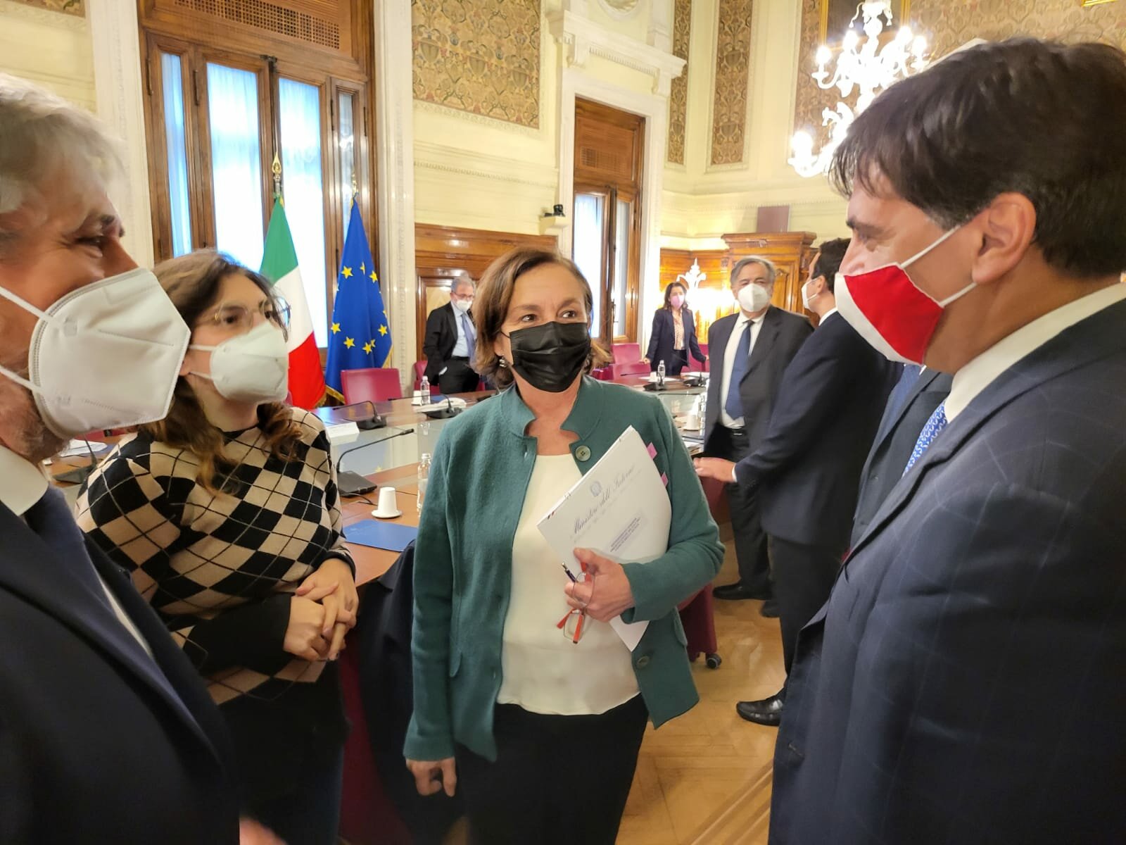 Sindaci siciliani a Palazzo Chigi: "Roma ci aiuti"