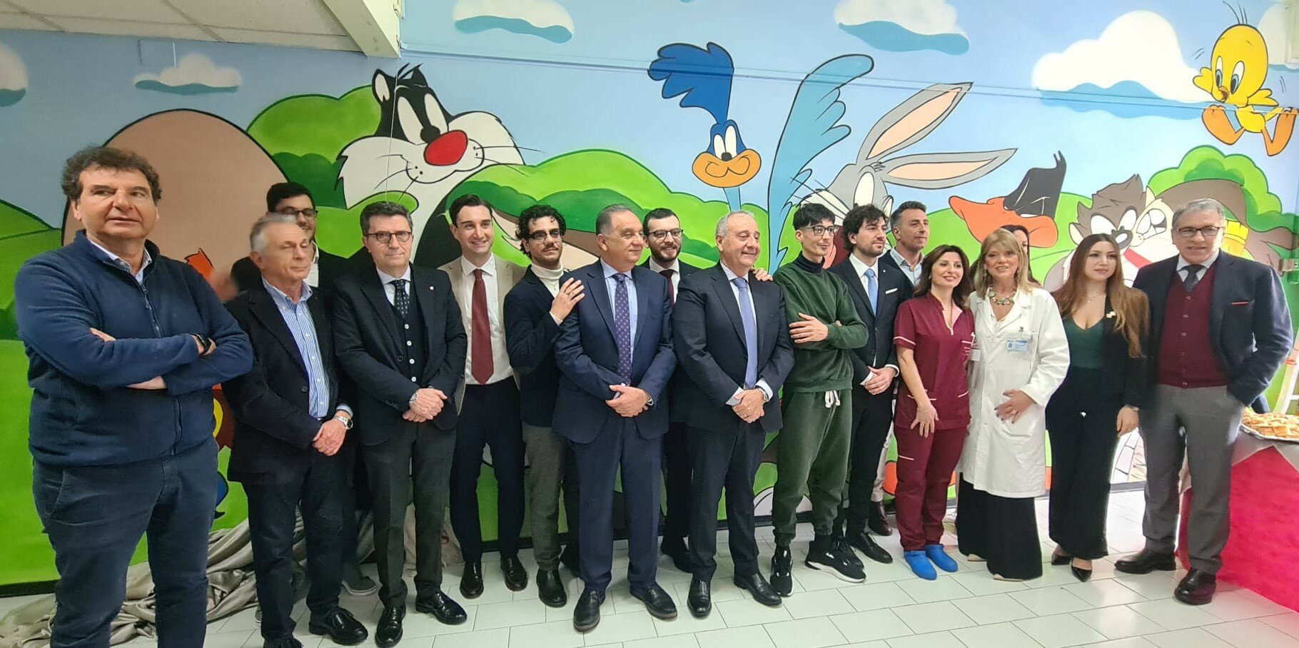 Supereroi e mondi incantati accolgono i bimbi in Pediatria