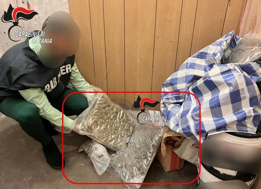 Pusher catanese tradito da una chiave
