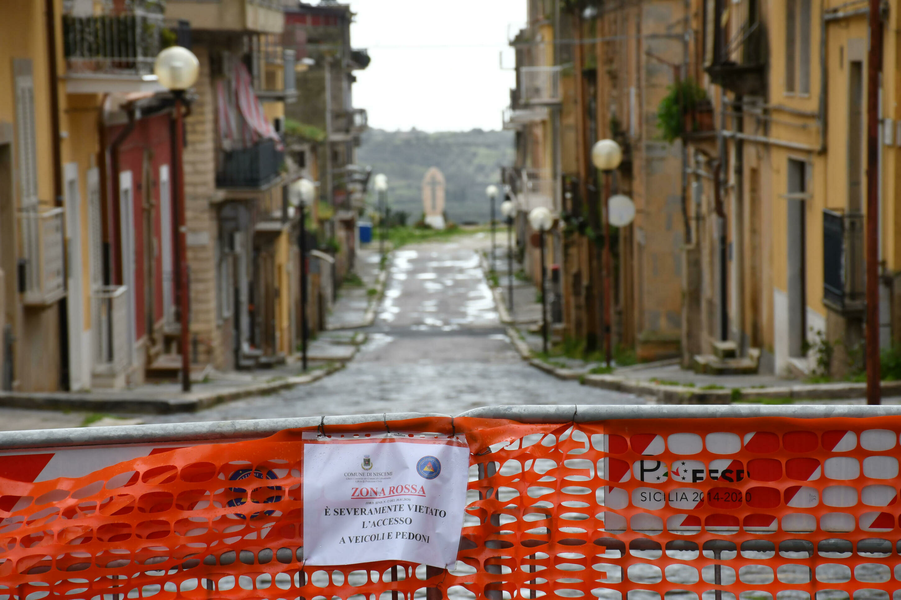 Niscemi, ridotta la zona rossa: 700 persone tornano a casa