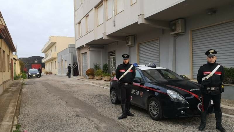 Messina Denaro, nel covo una pistola carica