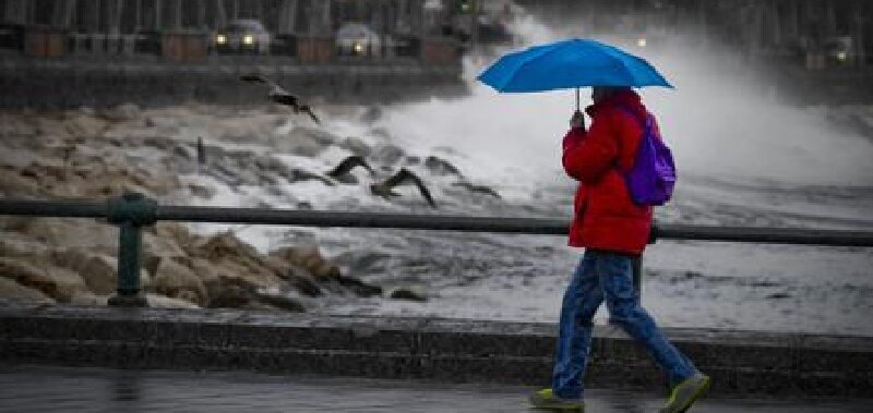 In Sicilia una domenica di pioggia e vento In Sicilia una domenica di pioggia e vento