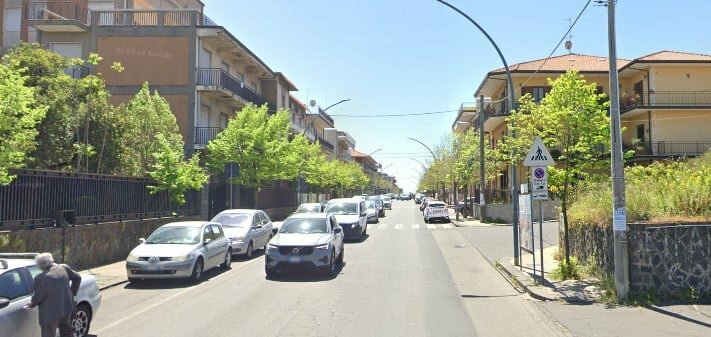 Scontro con auto: grave motociclista a San Giovanni La Punta
