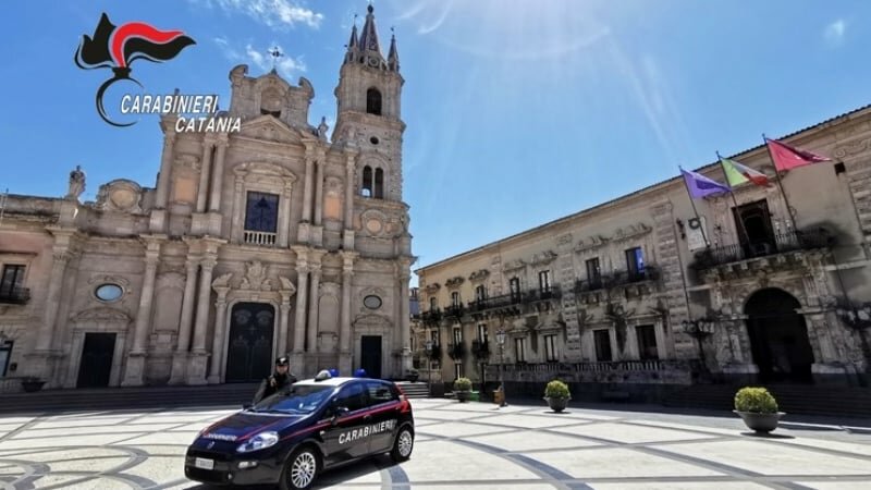 La casa dello spaccio protetta da un pitbull