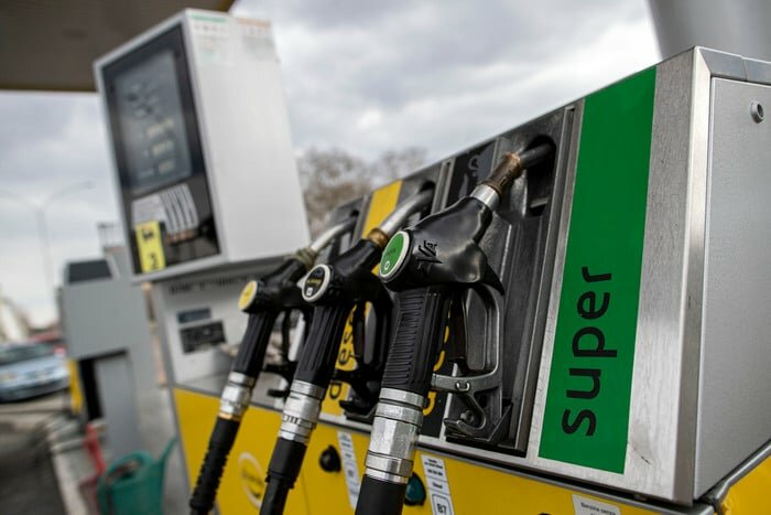 Benzina alle stelle, senza taglio accise sarebbe record Benzina alle stelle, senza taglio accise sarebbe record