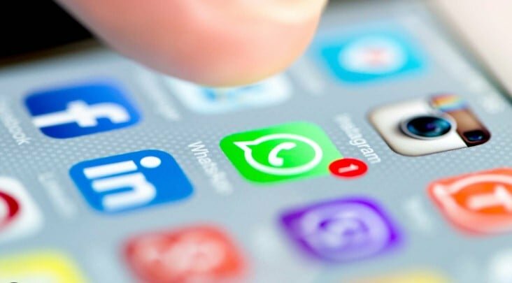 Gruppo whatsapp mamme: dalla discussione alle botte Gruppo whatsapp mamme: dalla discussione alle botte