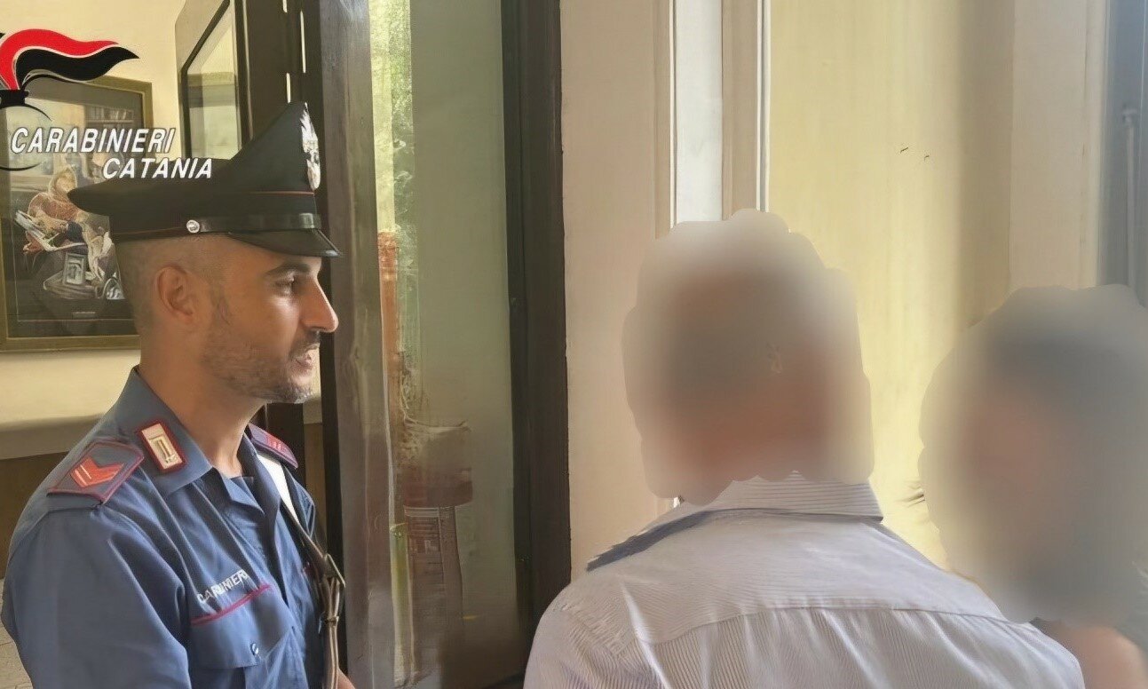 Tenta truffa ad anziana, ma viene inseguita da figlio e cittadini