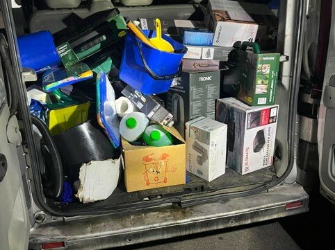 A saccheggiare il supermercato erano quelli delle pulizie