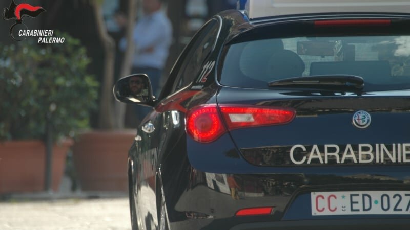 Colpito con stampelle durante lite per parcheggio Colpito con stampelle durante lite per parcheggio