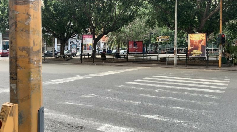 Riparato semaforo fuori uso in piazza Michelangelo