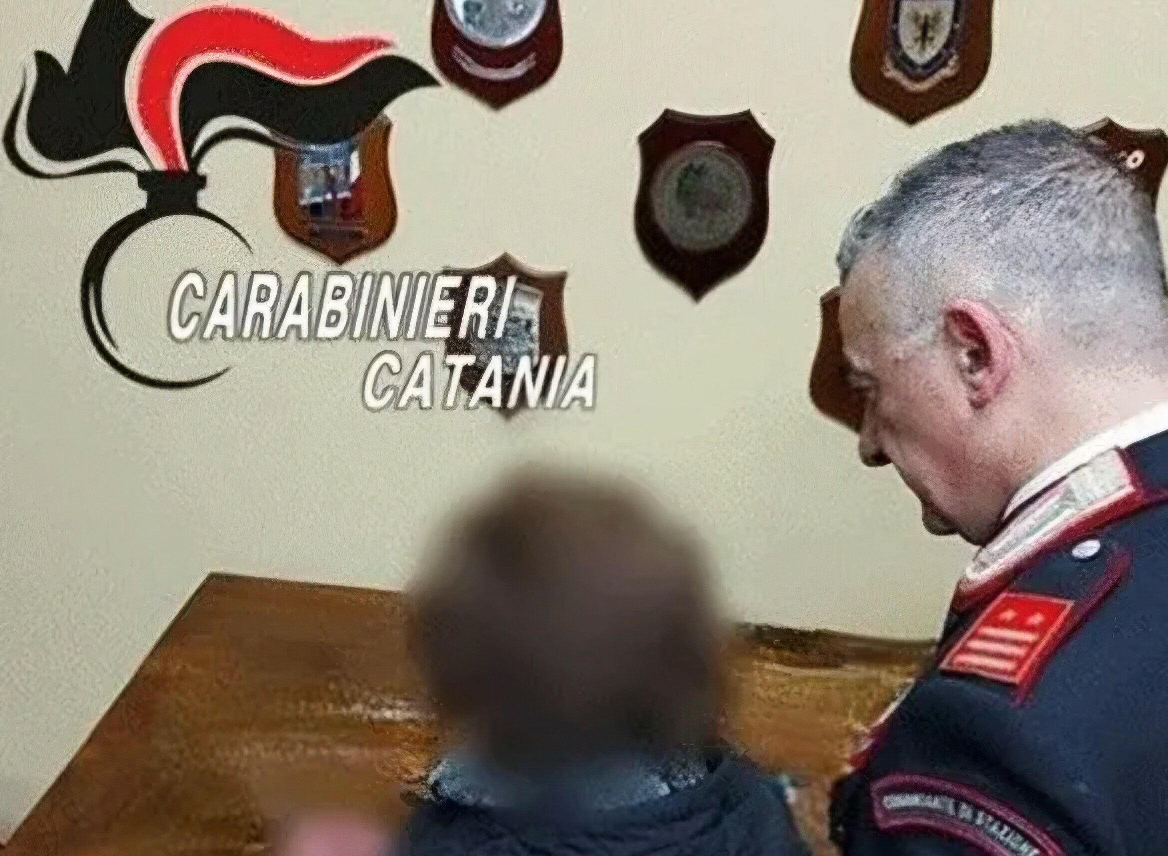 Acireale: distrugge la casa dei genitori e li picchia