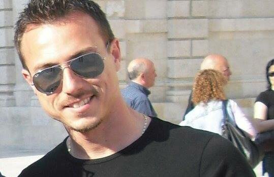 Visitava i borghi, muore cadendo con la moto Visitava i borghi, muore cadendo con la moto