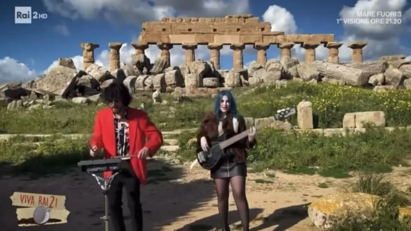 Tocco catanese a Viva Rai2: 'Ciao mbare Fiorello'