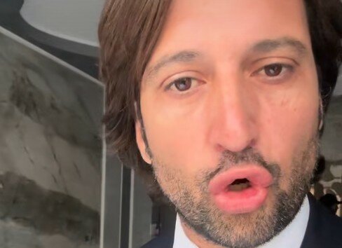 Bomba carta sotto casa dell'assessore