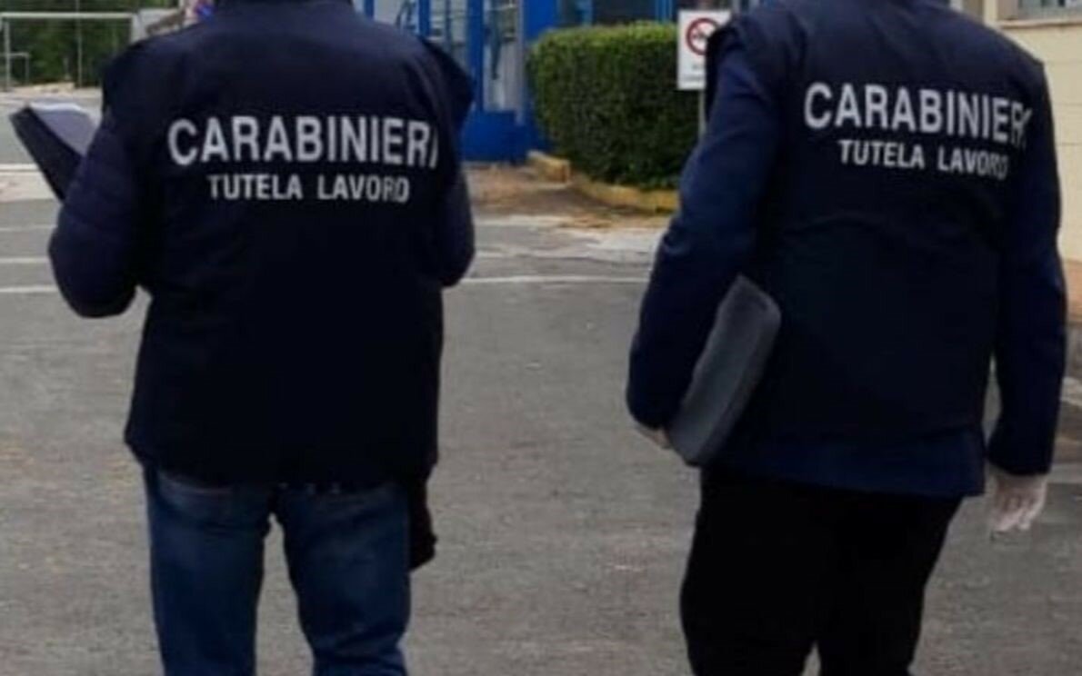 Nella comunit&agrave; cibo e bevande scaduti: scatta sanzione da 96 mila euro