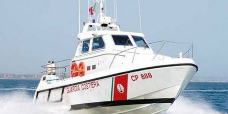Tre cadaveri di migranti nel mare siciliano