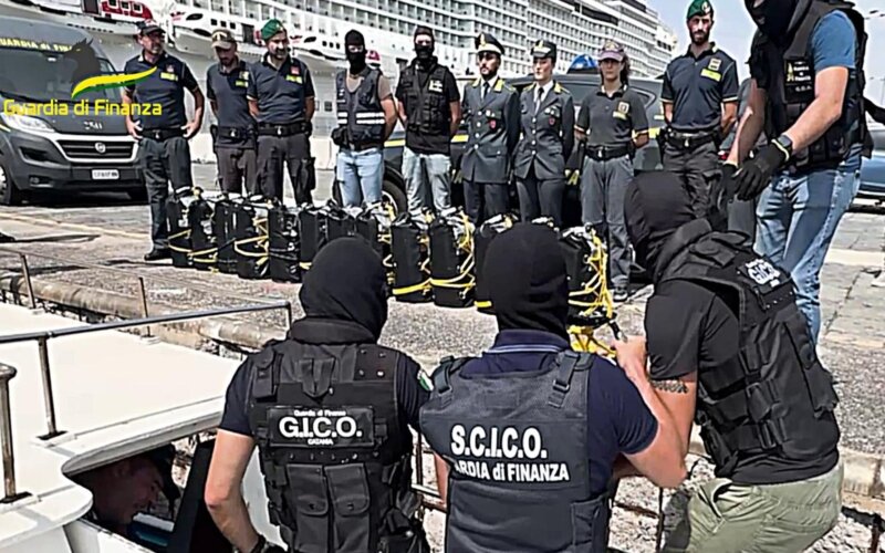 In mare cocaina da 100 milioni di euro