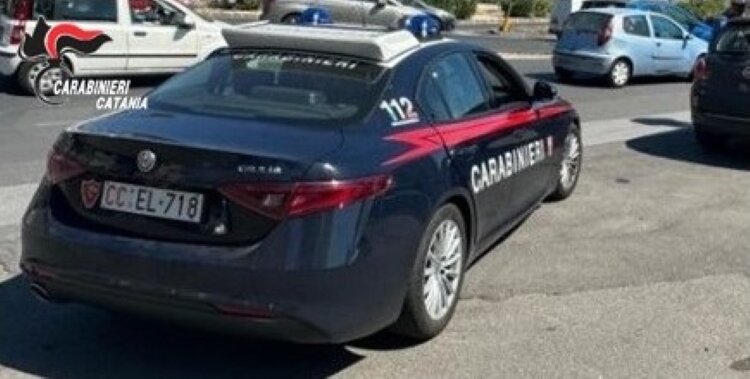 'Cavallo di ritorno' dopo il furto, ma allo scambio arrivano i carabinieri