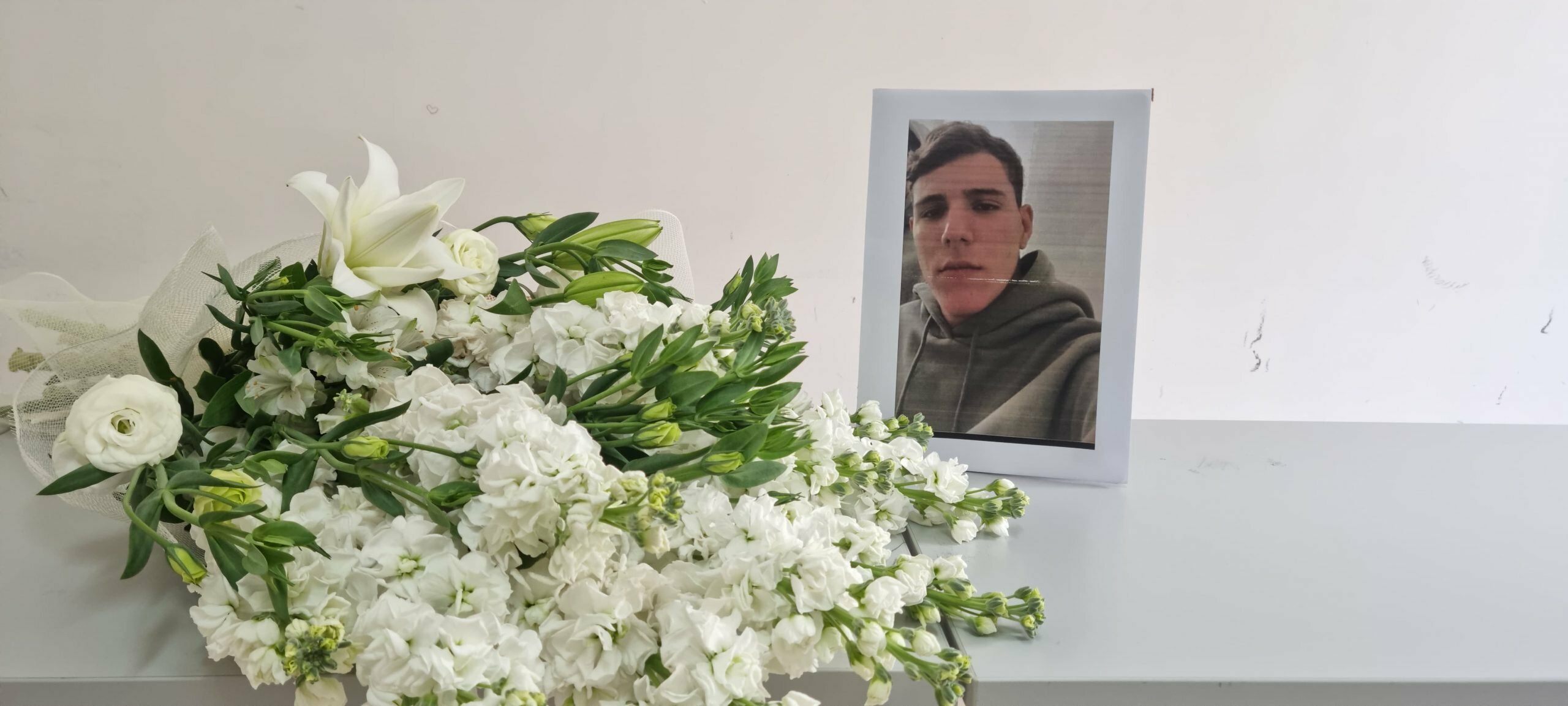 A scuola il dolore per Simone