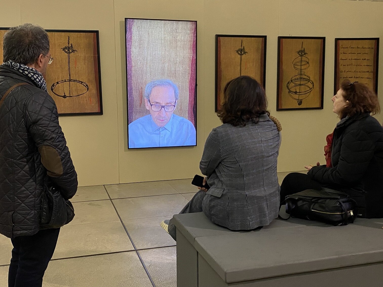 Mostra-Zuccaro_14_Sala-Interno-incerto-e-oscillante-ph.-Melamedia-1.jpg