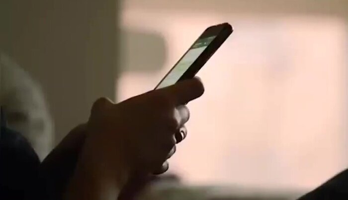 Mille file pedopornografici nel cellulare: anziano di Enna arrestato a Ravenna Mille file pedopornografici nel cellulare: anziano di Enna arrestato a Ravenna