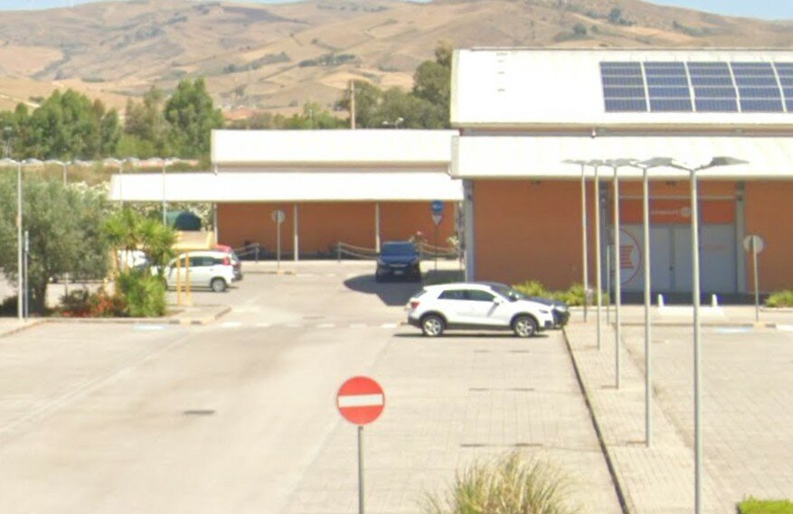 Colpo da 80.000 euro in gioielleria