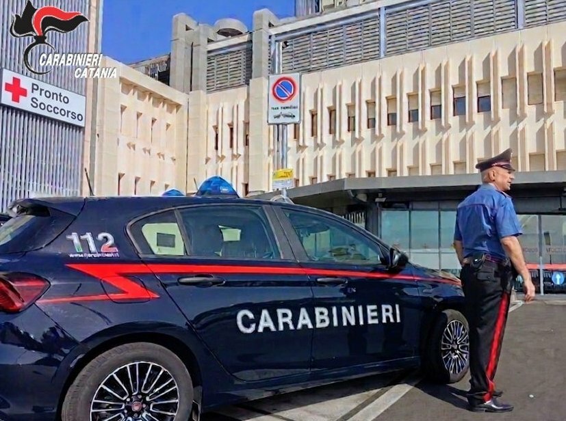 Nel Catanese botte tra madre e figlia, l'ex evade e va trovare la ragazza