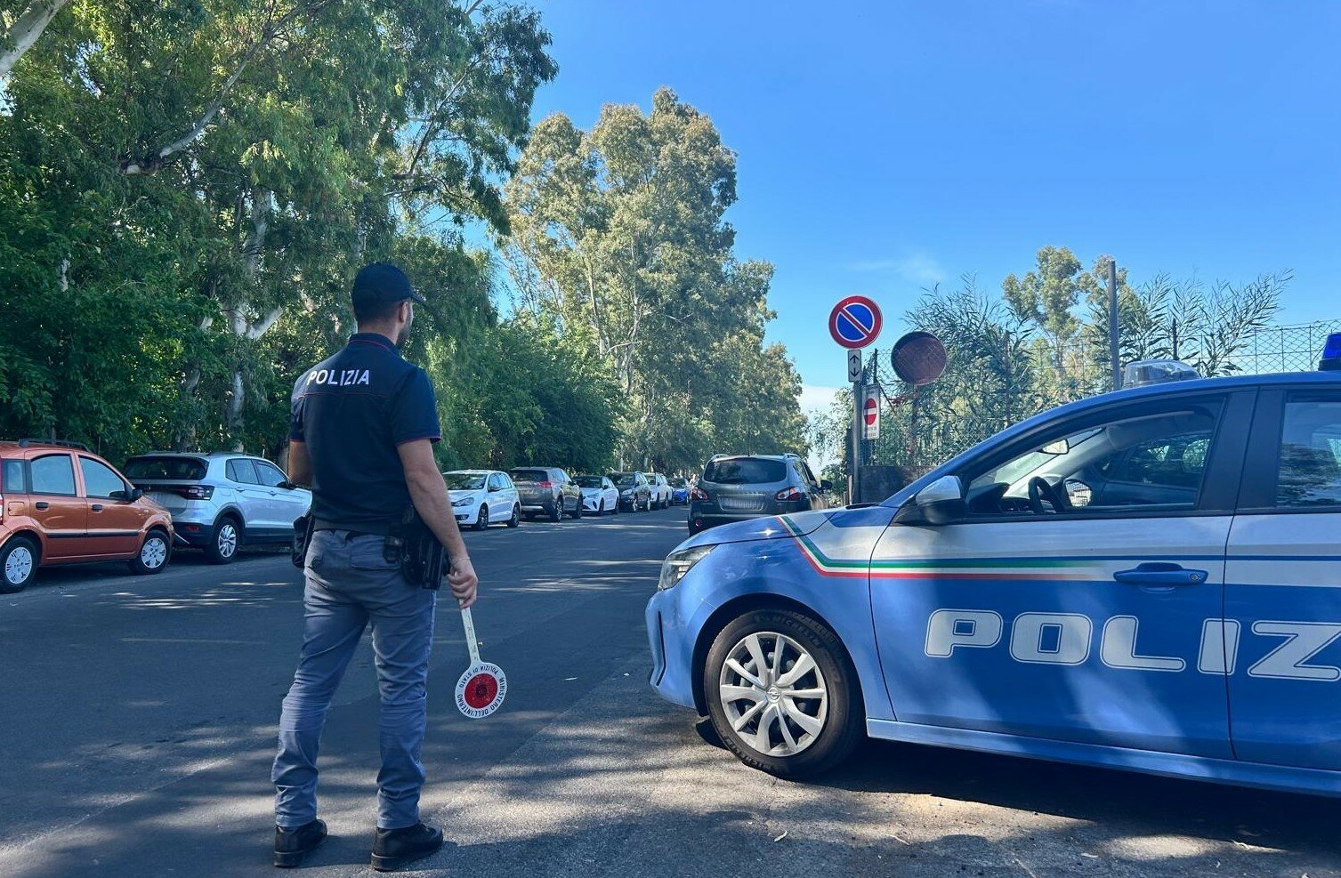 Targa falsa sull'auto rubata: beccata la catanese scaltra