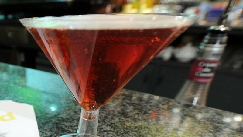 Ragazzina in coma etilico, chiuso locale a Ortigia