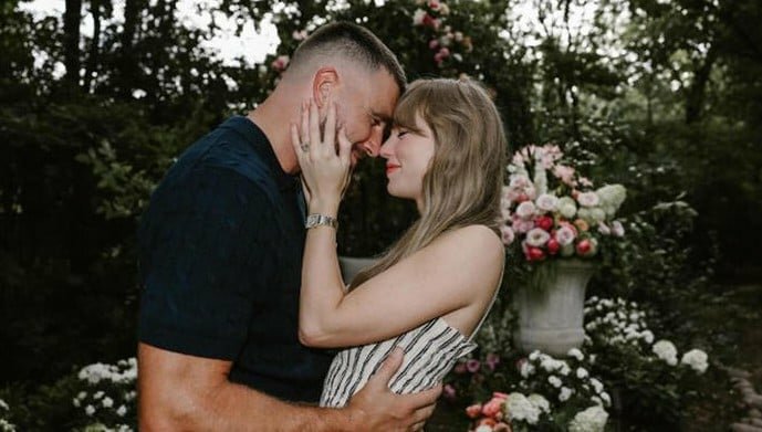 Il campione si inginocchia, Taylor Swift dice sì Il campione si inginocchia, Taylor Swift dice sì