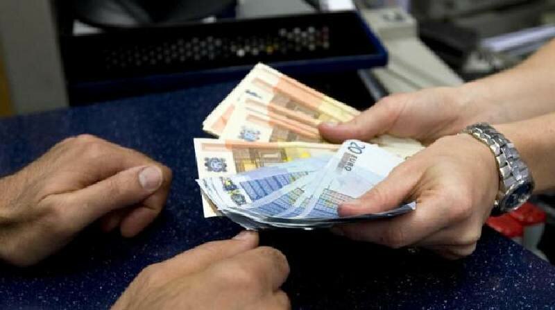 Canicatt&igrave;: pizzo a tappeto