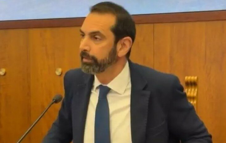 Il sindaco di Messina si dimette e si ricandida