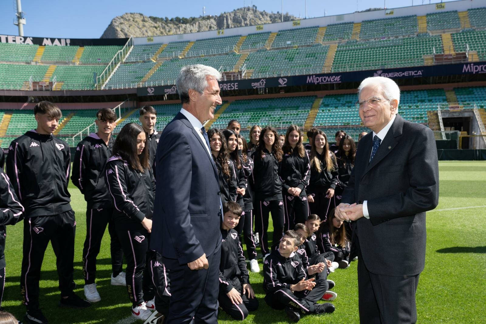 Mattarella in campo al Barbera