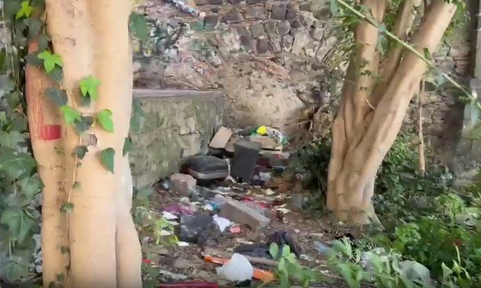 Giardino di Catania trasformato in favela: i residenti si ribellano Giardino di Catania trasformato in favela: i residenti si ribellano