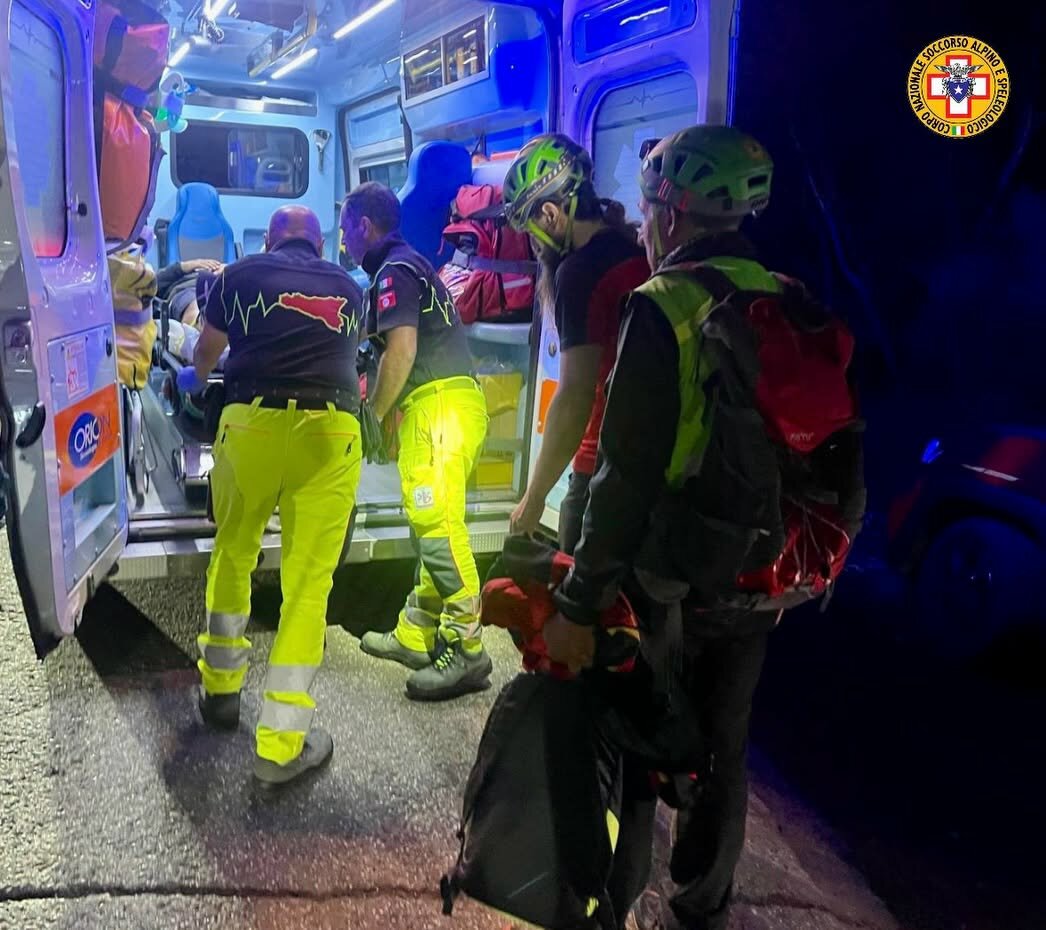 soccorso-etna1.jpeg soccorso-etna1.jpeg