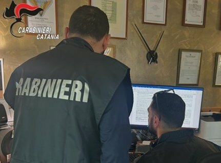 Aggredisce anziana per rubarle la pensione: preso