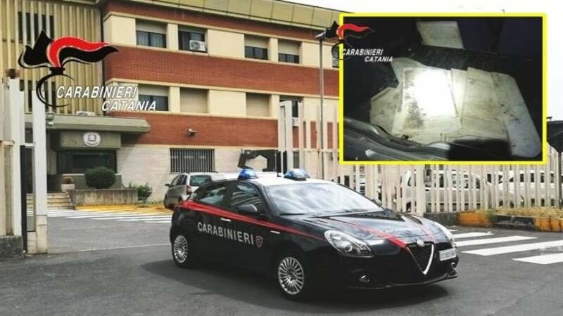 In auto ubriaco e con lastre di marmo rubate